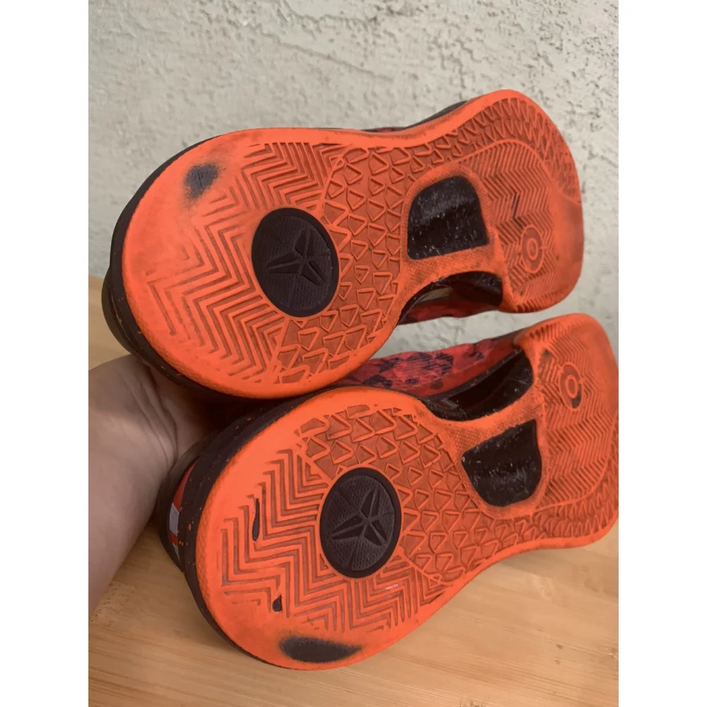 Nike Kobe‎ 8 VIII System Challenge Sz 11 Red Silver Orange 555035-600